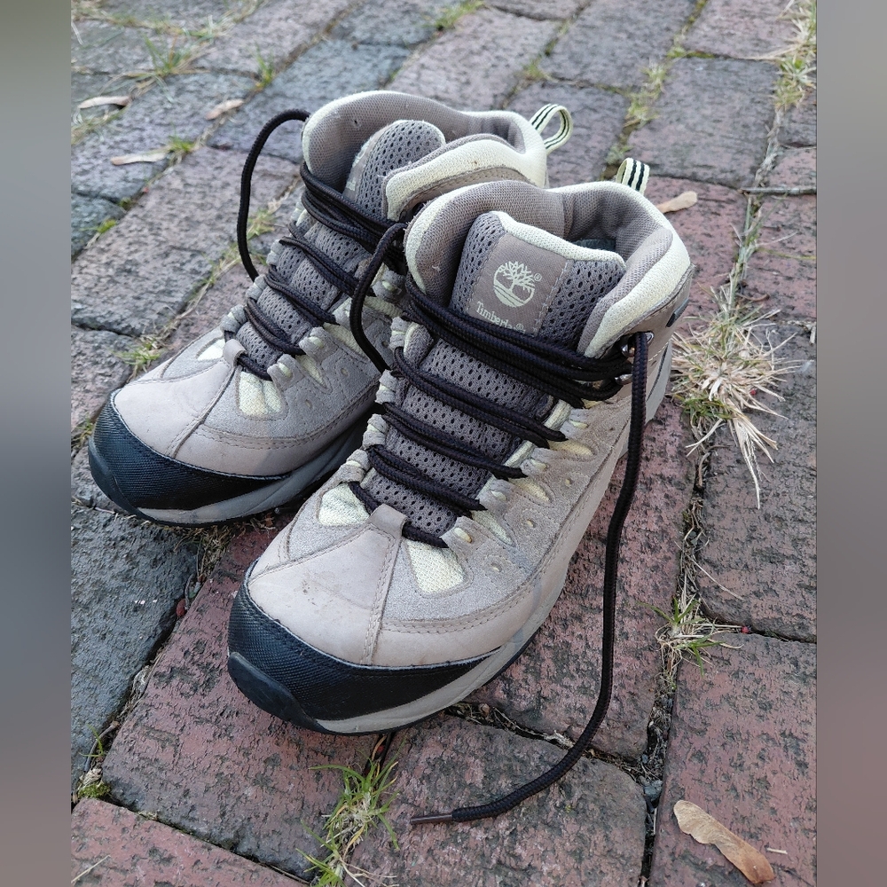Timberland brown tan leather mid lace up Gore Tex hiking boots Womens 7.5